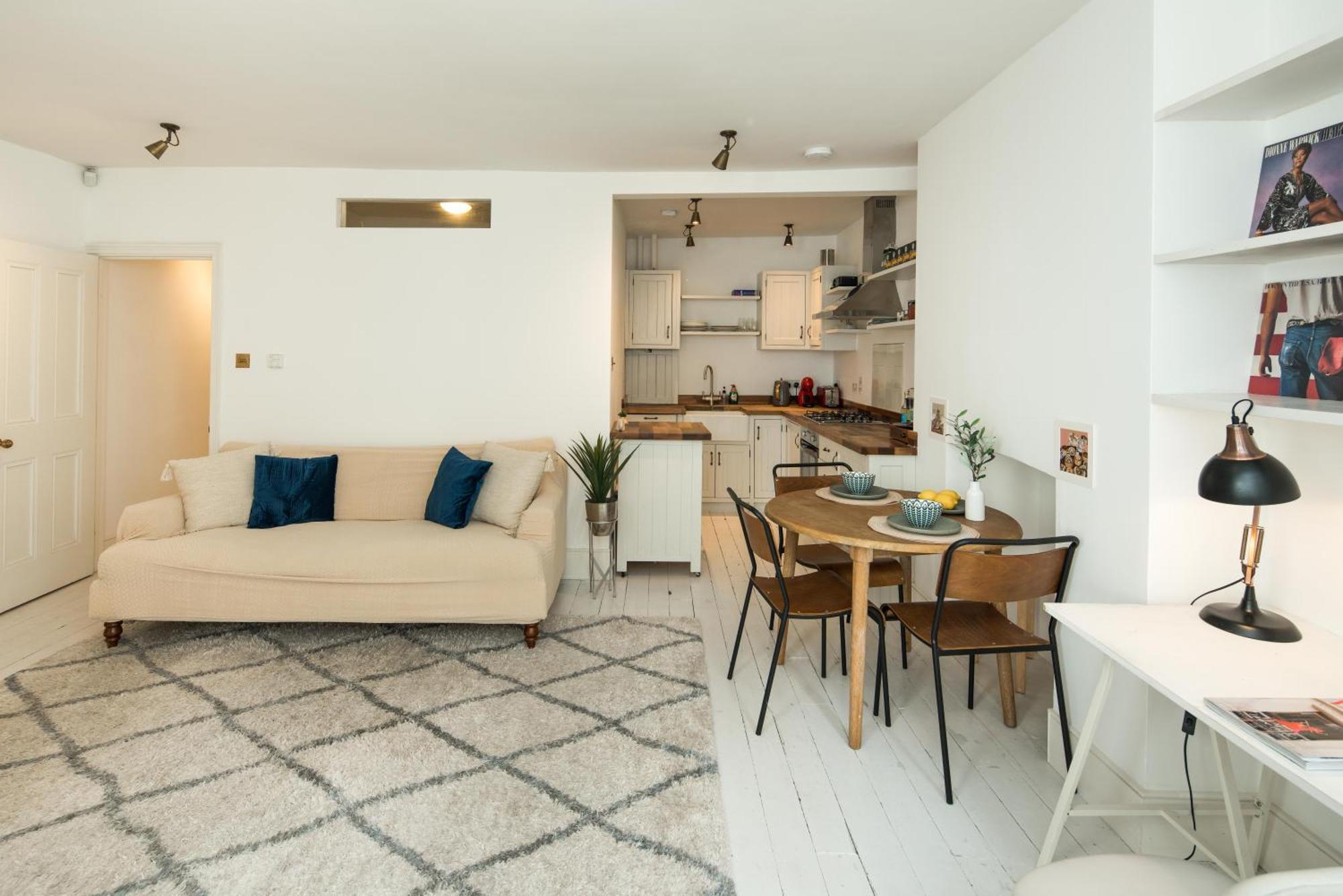 Апартаменти Charming 2-Bed Flat In The Heart Of Nottinghill - Steps From Portobello Rd Market And Nottinghill Bookshop Лондон Екстер'єр фото