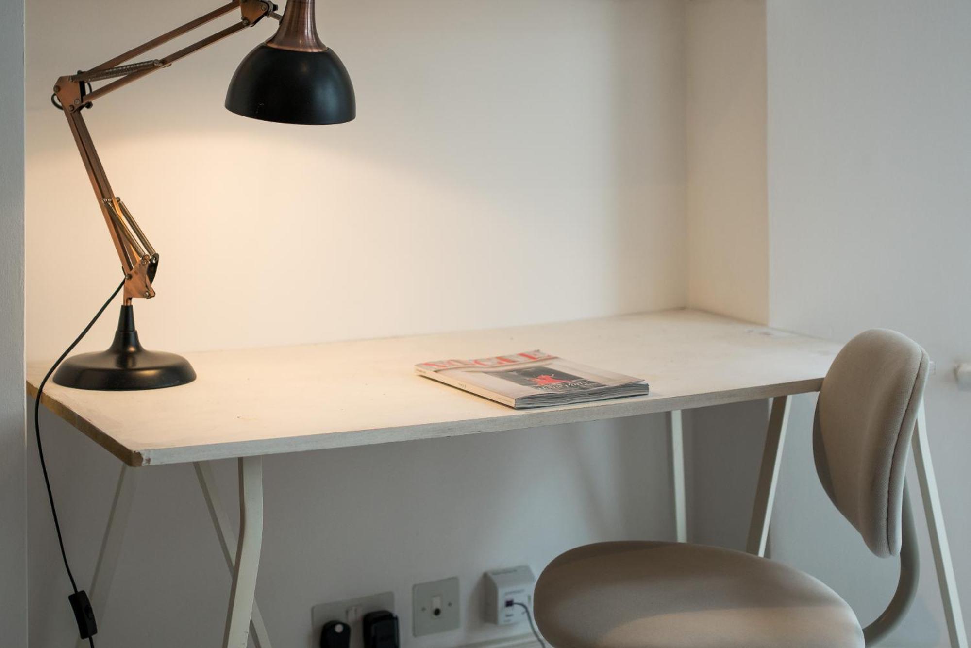 Апартаменти Charming 2-Bed Flat In The Heart Of Nottinghill - Steps From Portobello Rd Market And Nottinghill Bookshop Лондон Екстер'єр фото