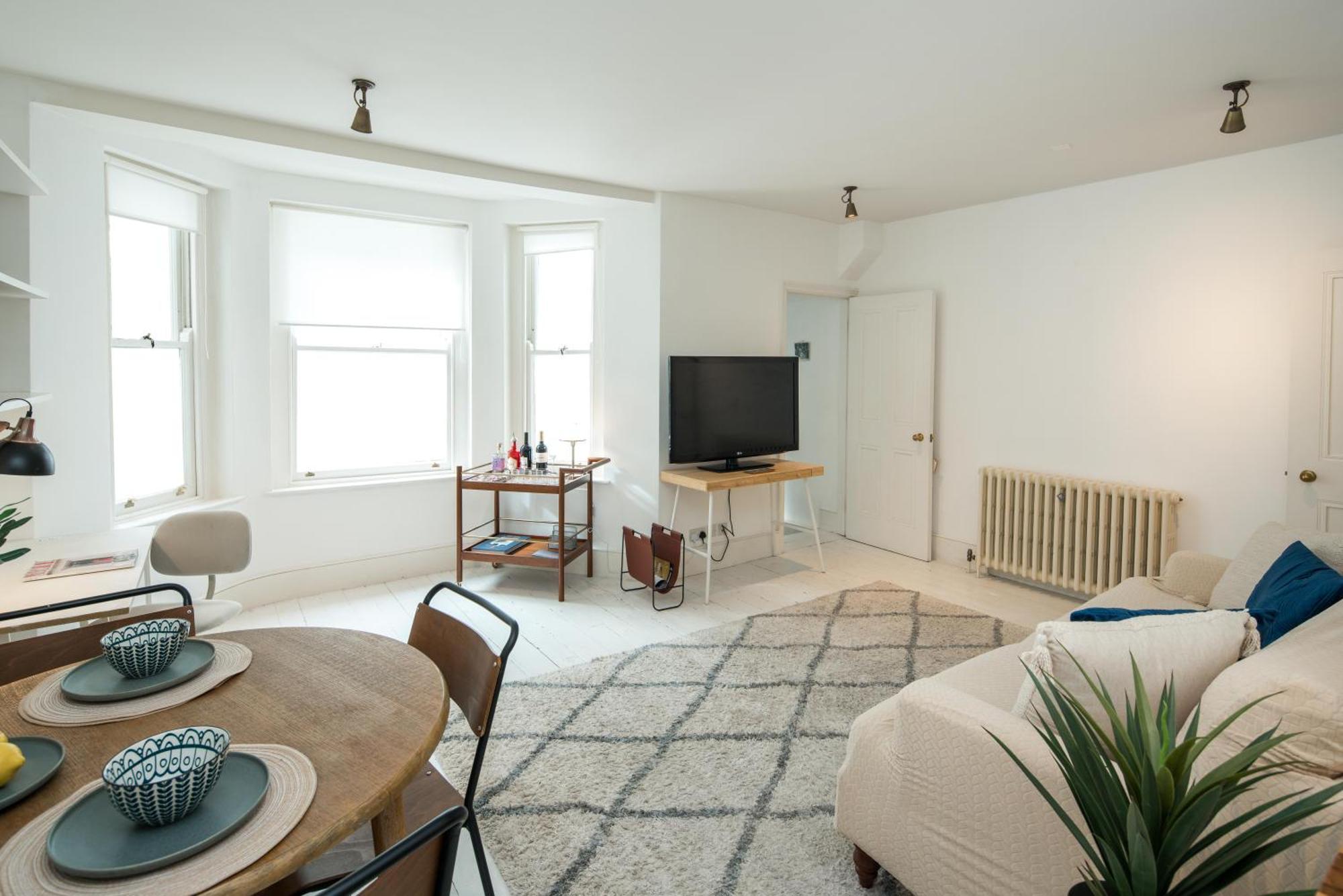 Апартаменти Charming 2-Bed Flat In The Heart Of Nottinghill - Steps From Portobello Rd Market And Nottinghill Bookshop Лондон Екстер'єр фото
